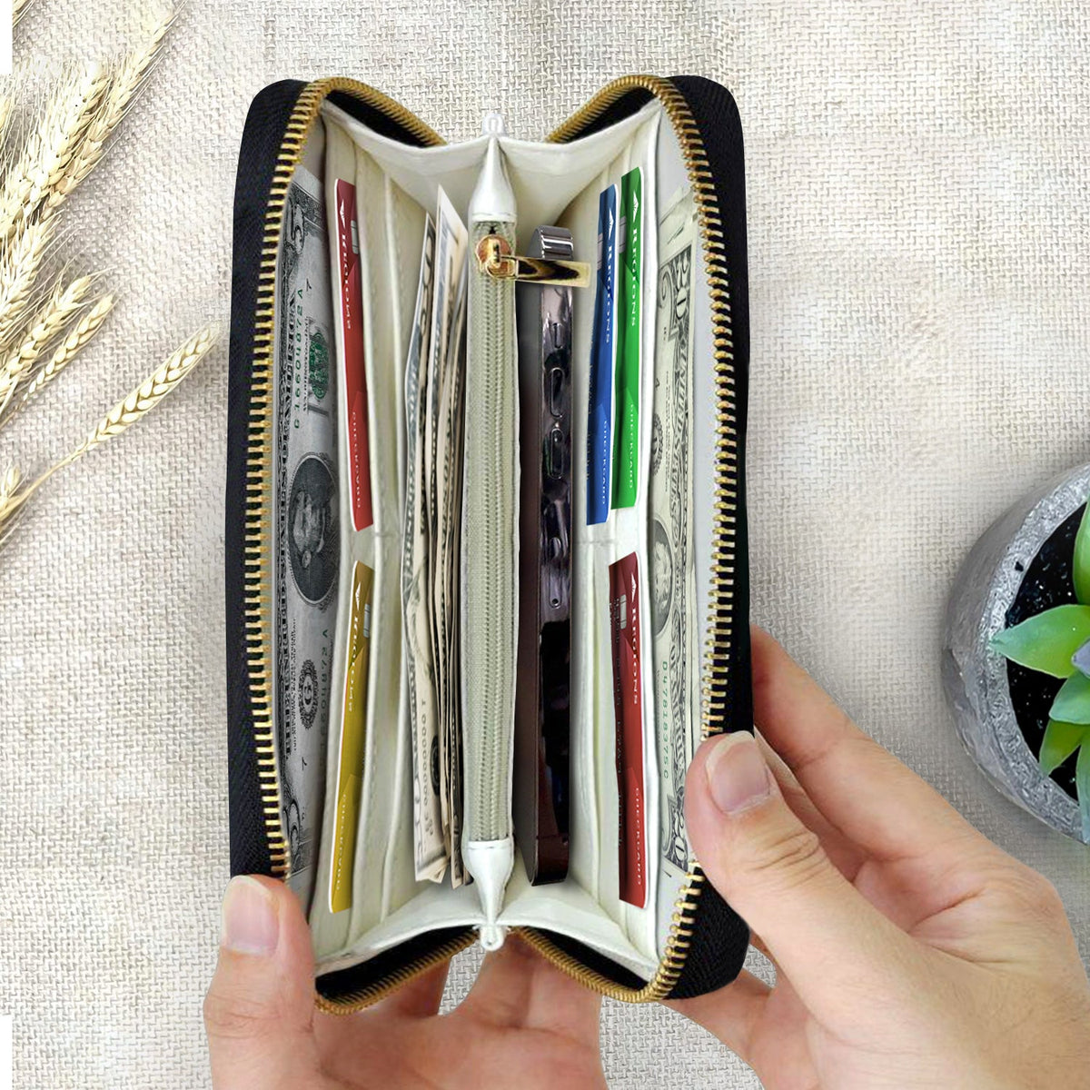 Aesthetic Cute Dog Pattern - Birthday, Loving Gift For Dog Mom, Dog Lovers - Personalized Leather Long Wallet