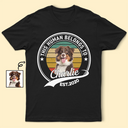 Photo personnalisée : Cet humain appartient à ce chien - Cadeau pour les amoureux des chiens - T-shirt personnalisé